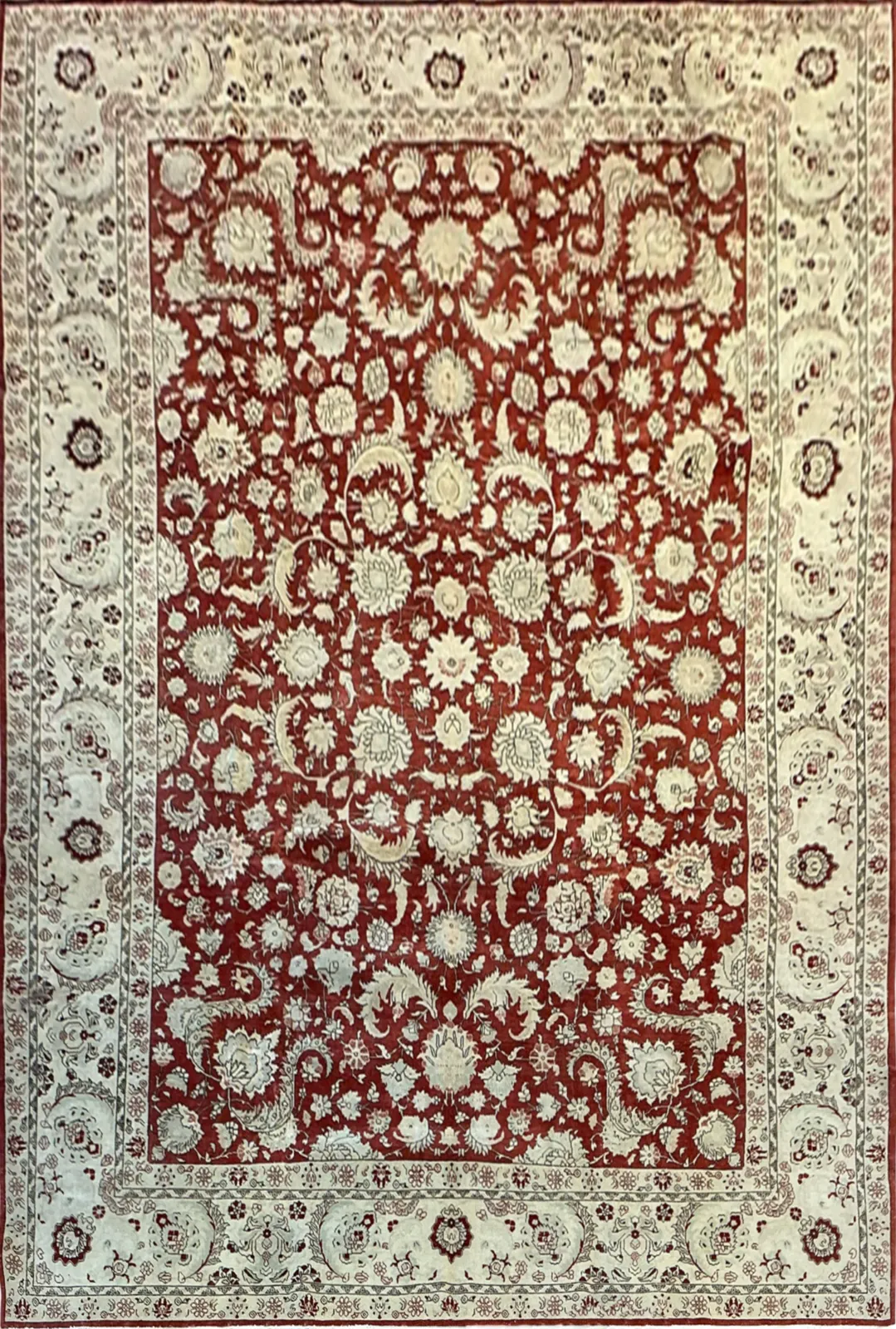 Main rug