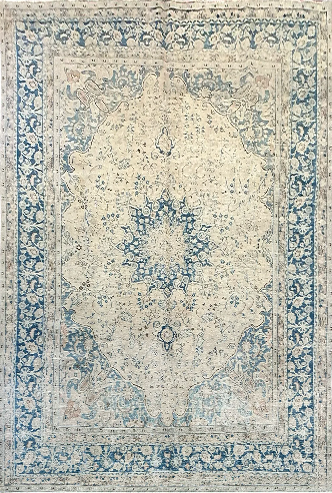 Main rug