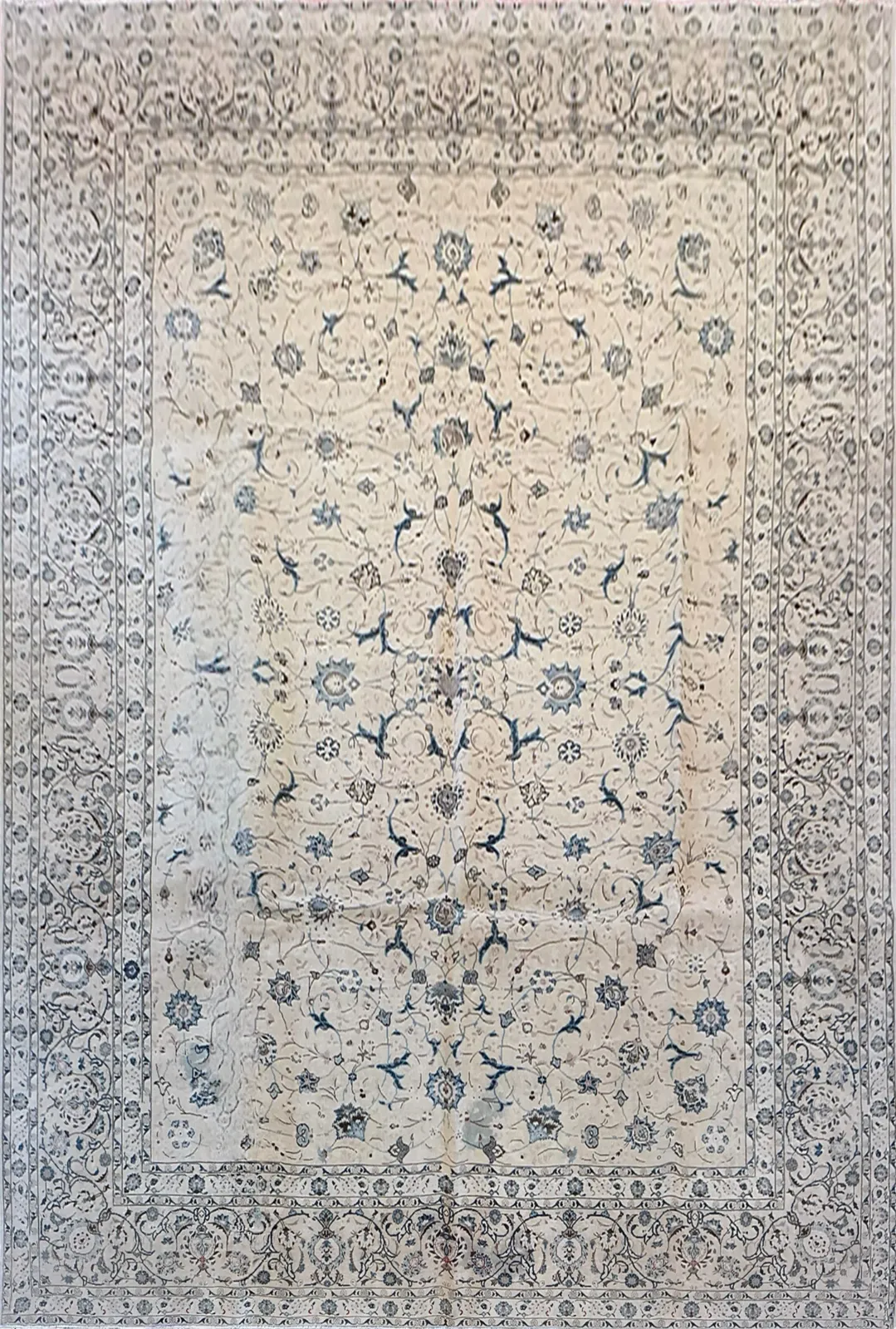 Main rug