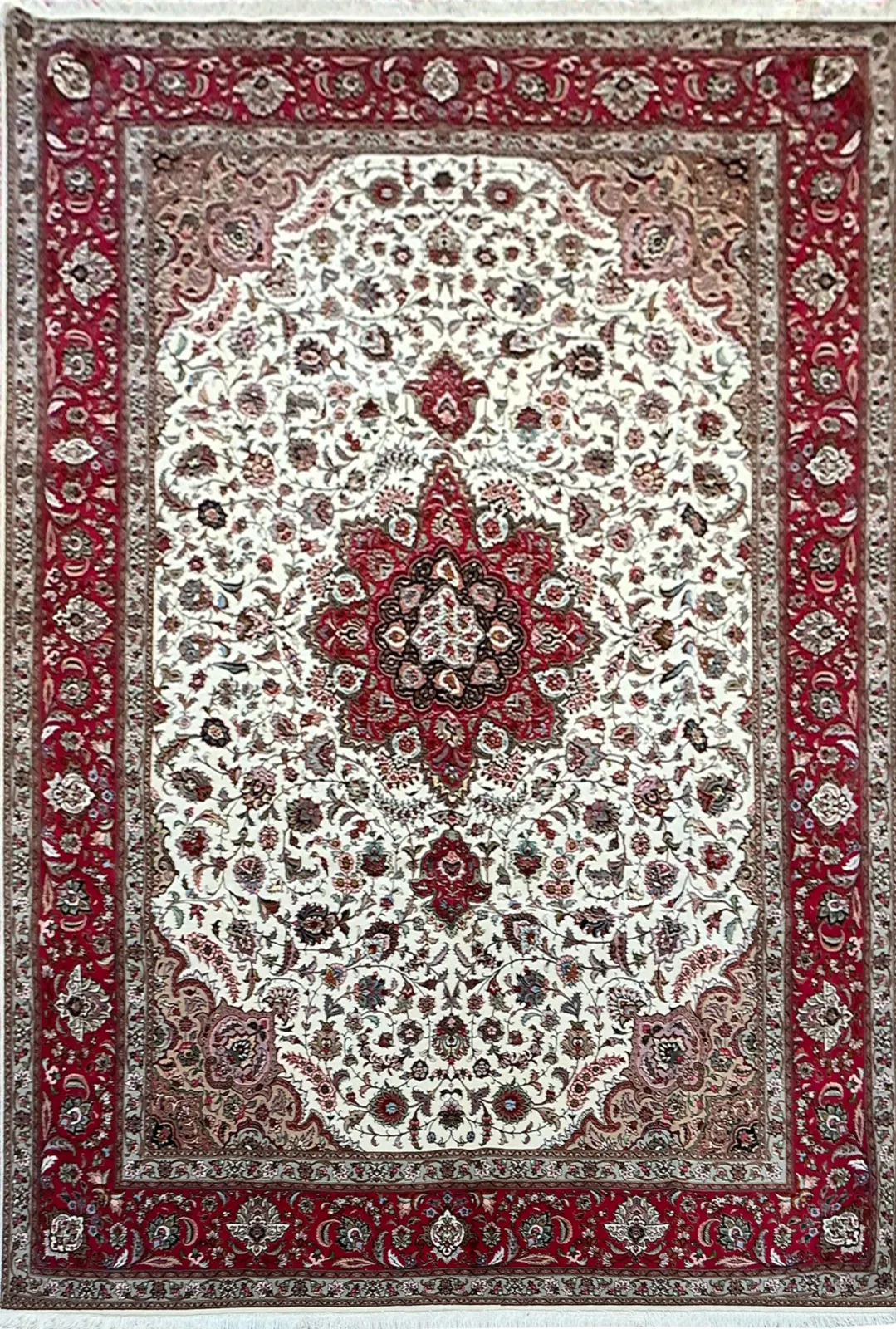 Main rug