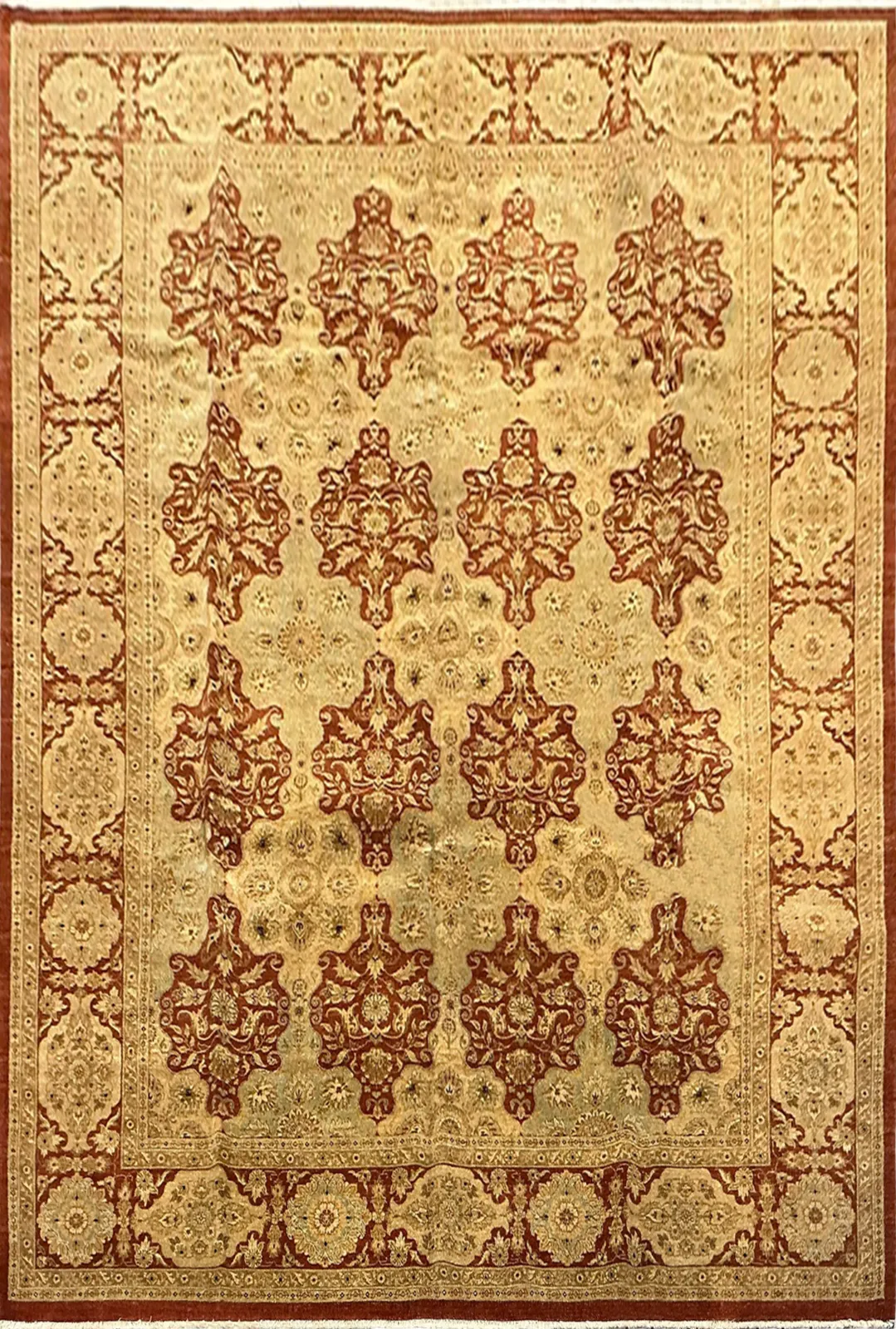 Main rug
