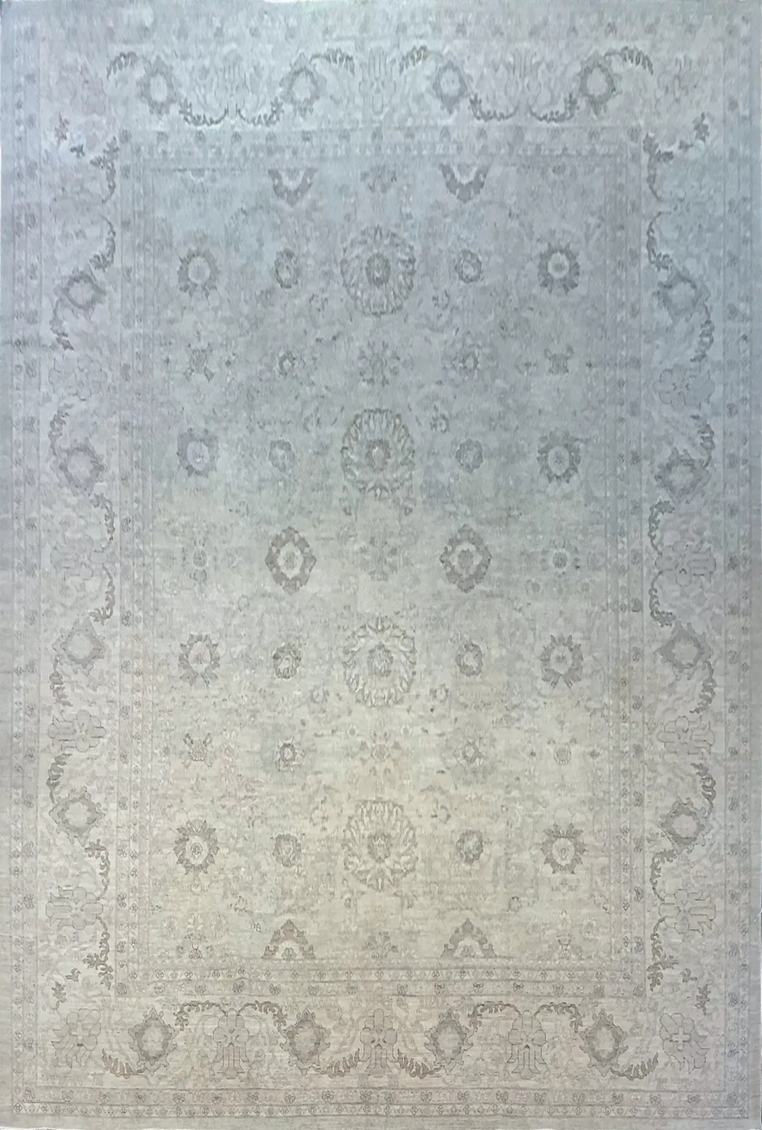 Main rug