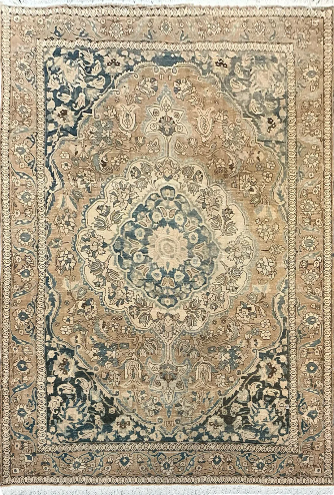 Main rug