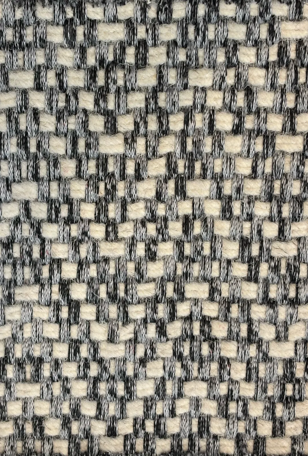 Main rug
