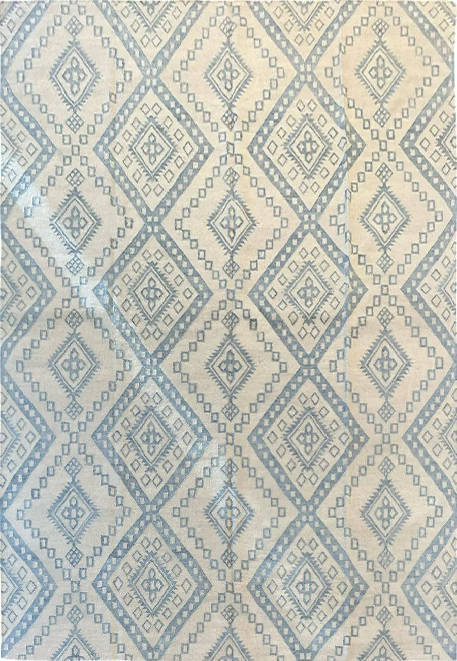 Main rug