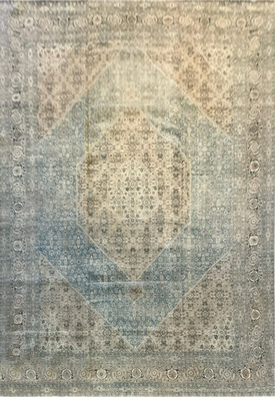Main rug