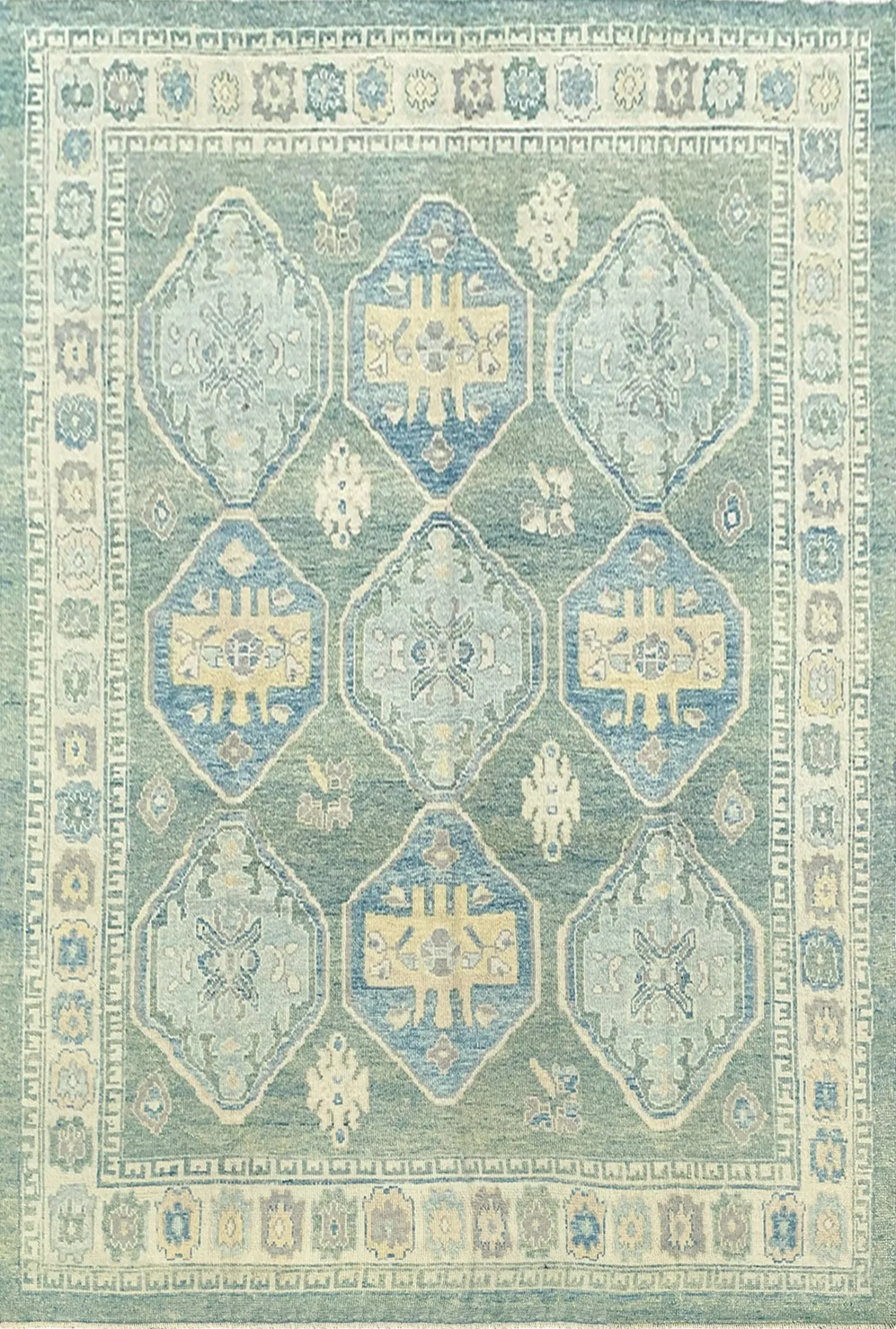 Main rug