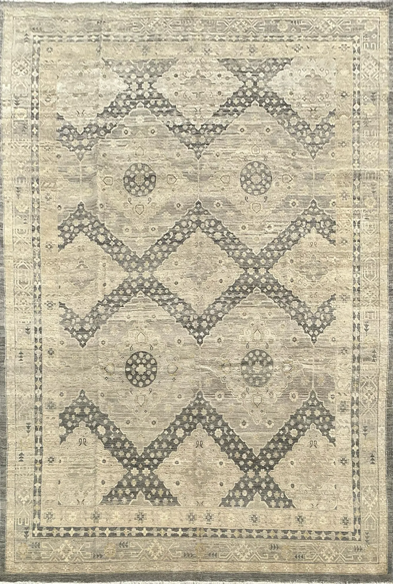 Main rug