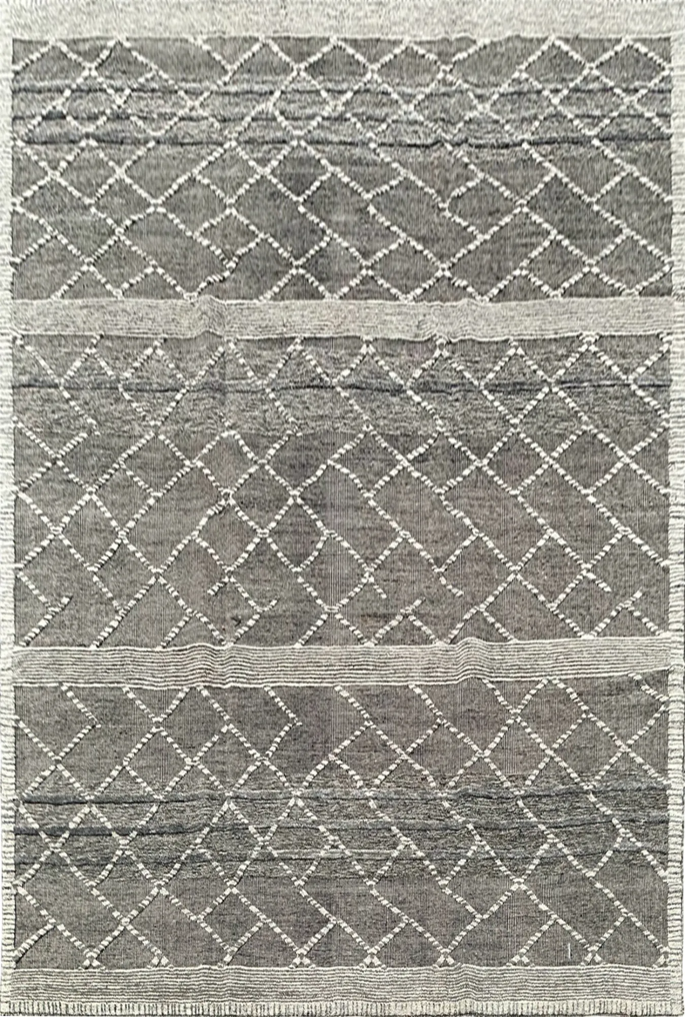 Main rug