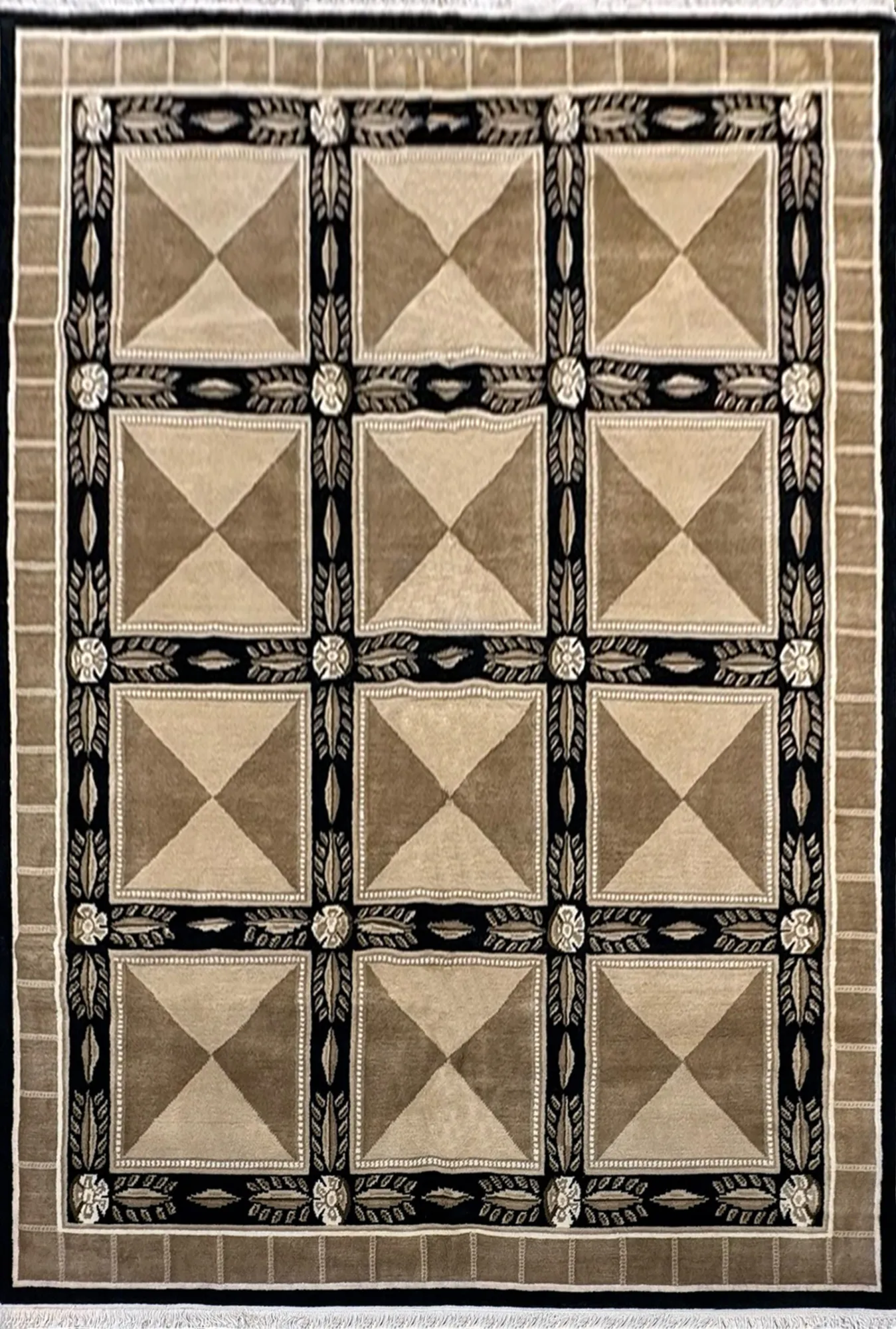Main rug