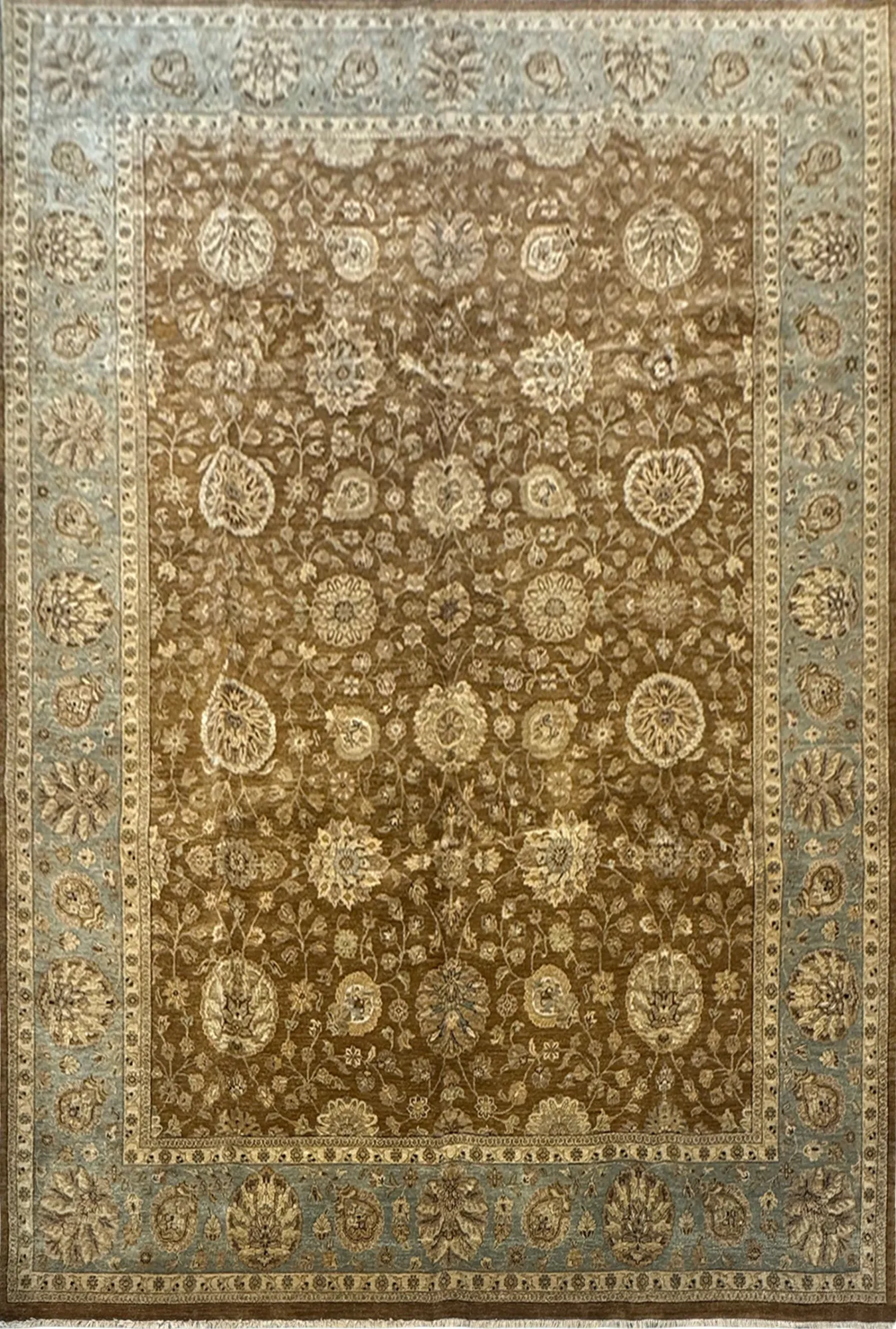 Main rug