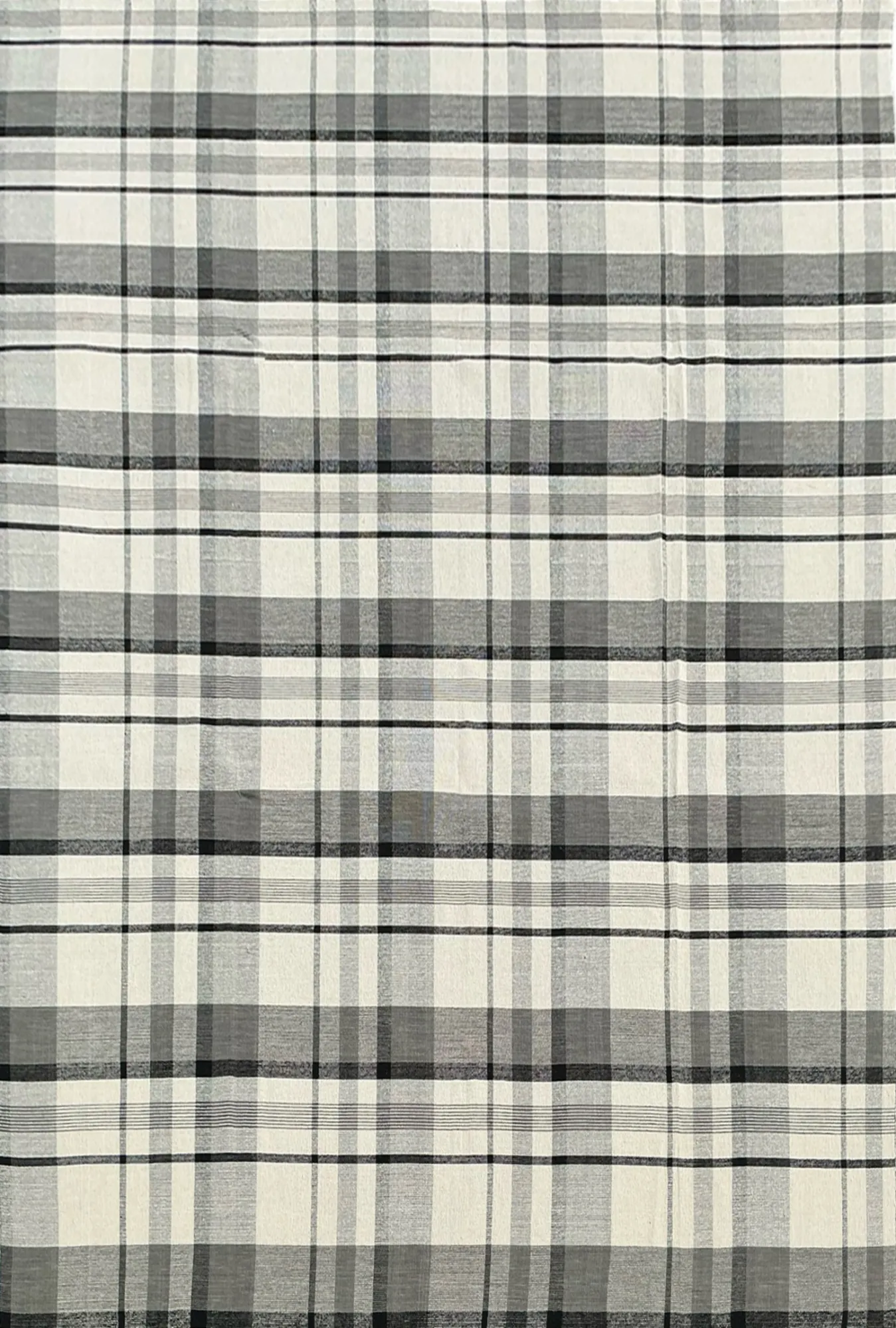 Main rug