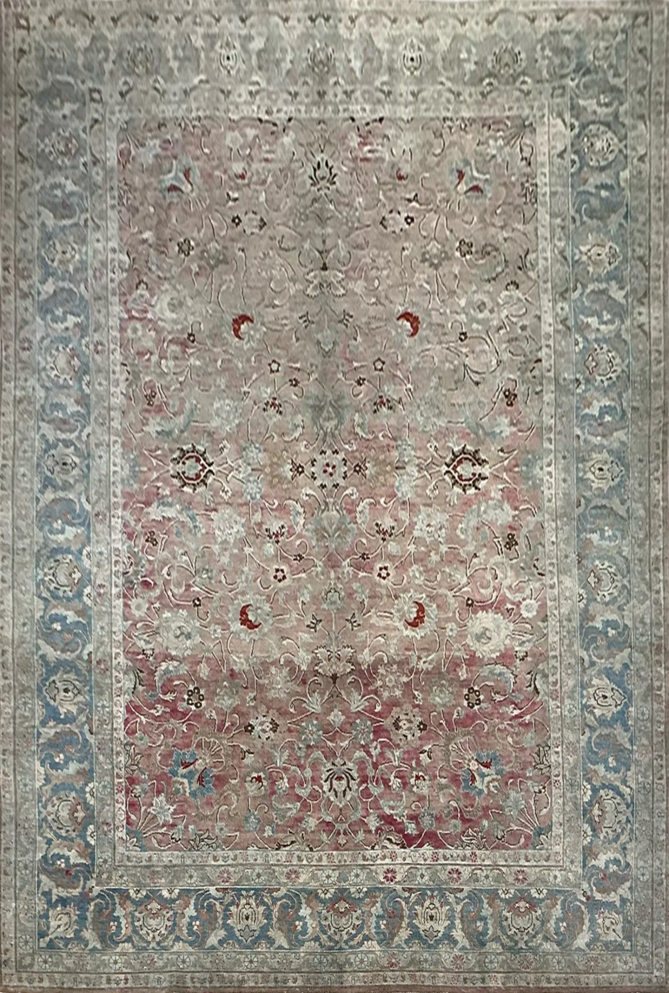 Main rug