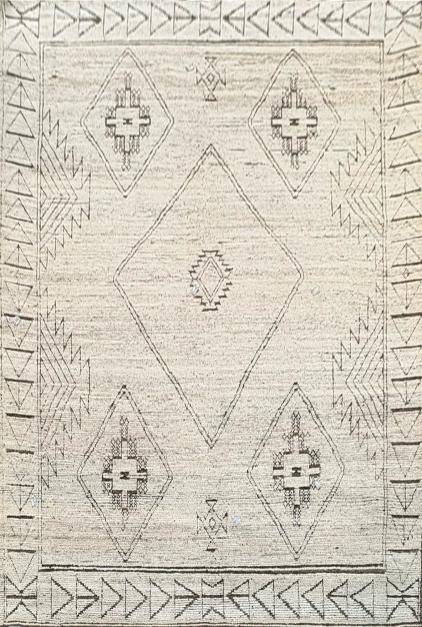 Main rug