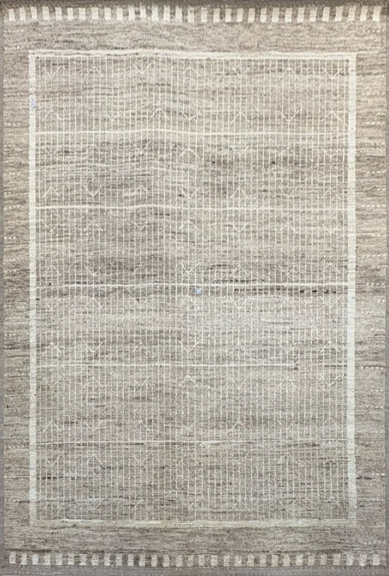 Main rug