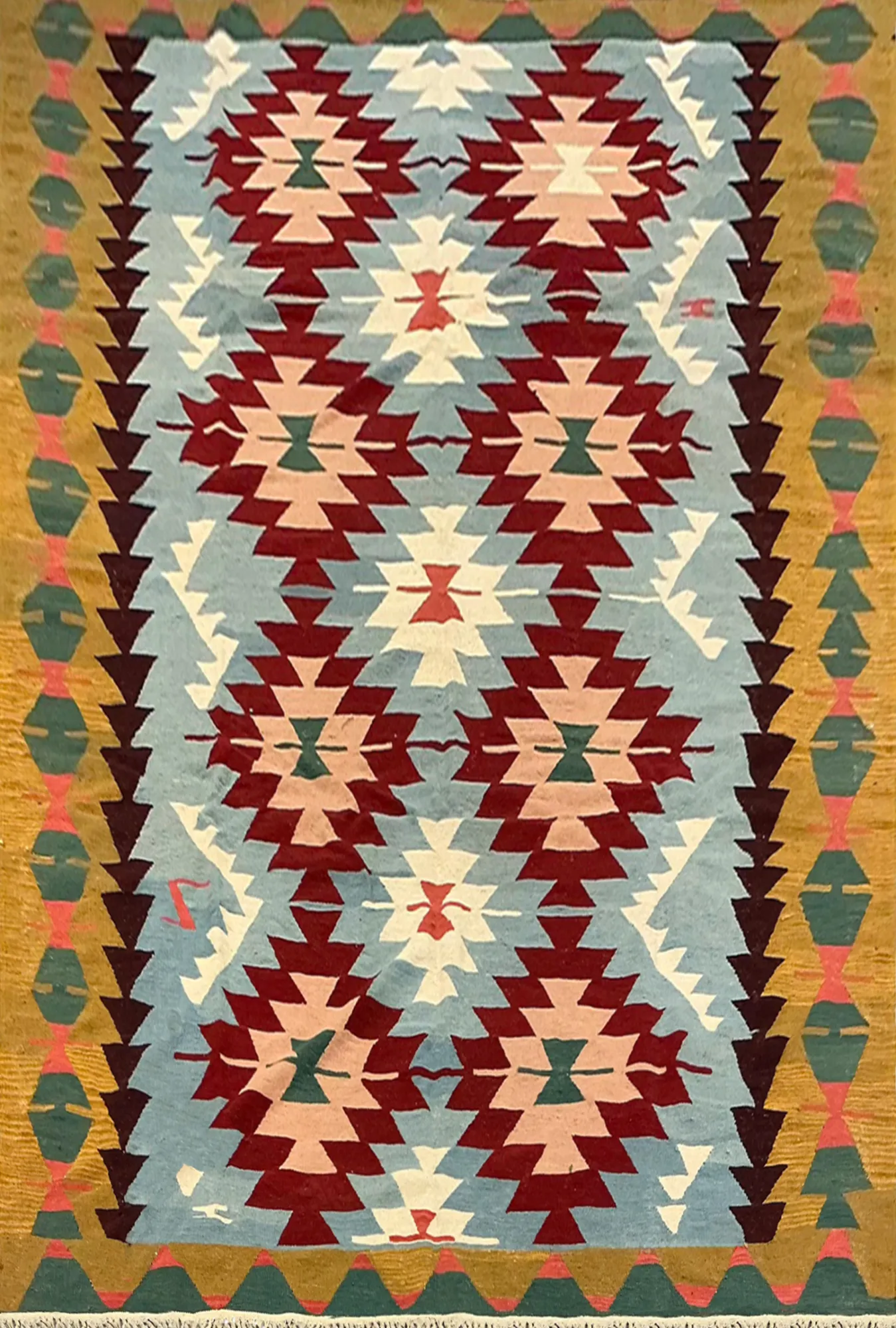 Main rug