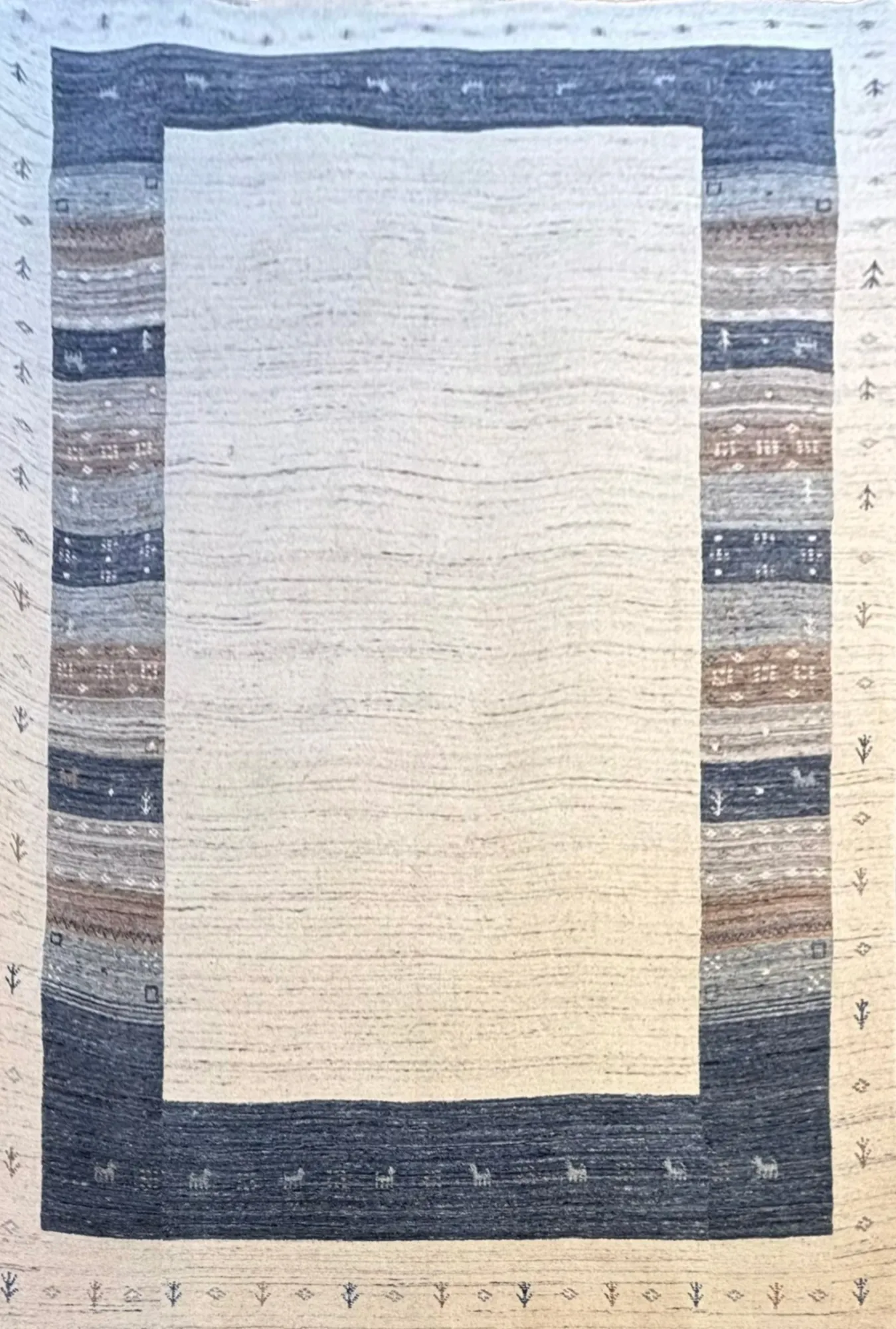 Main rug