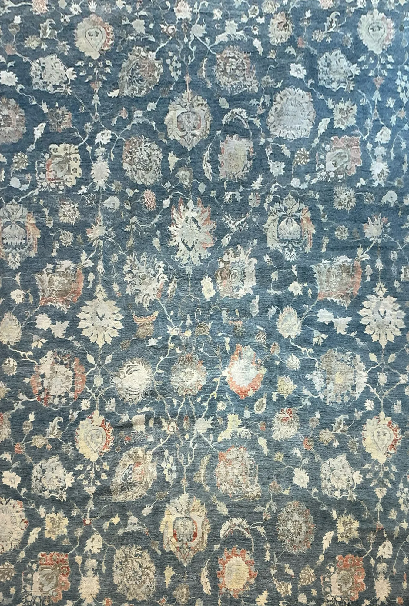 Main rug