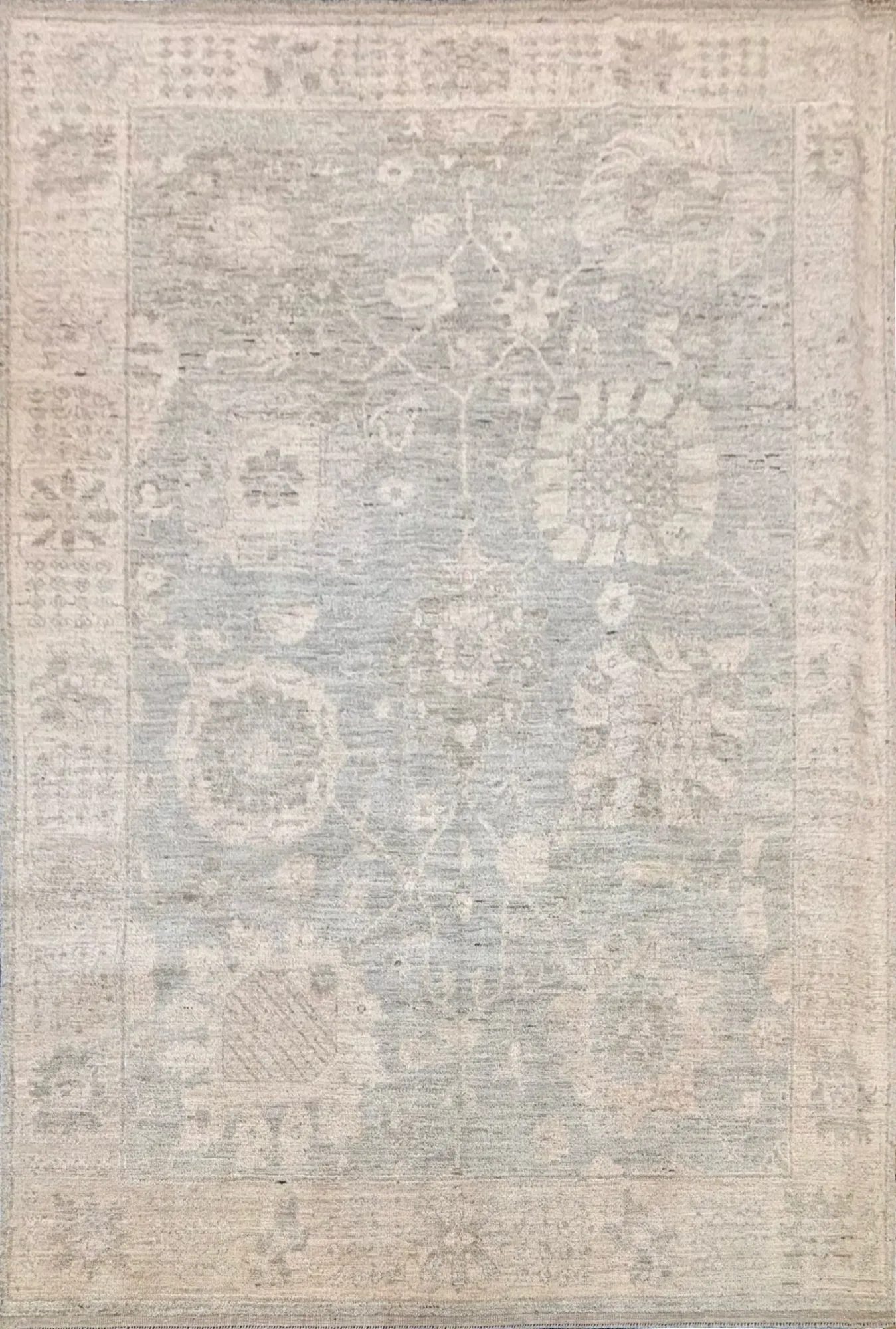 Main rug