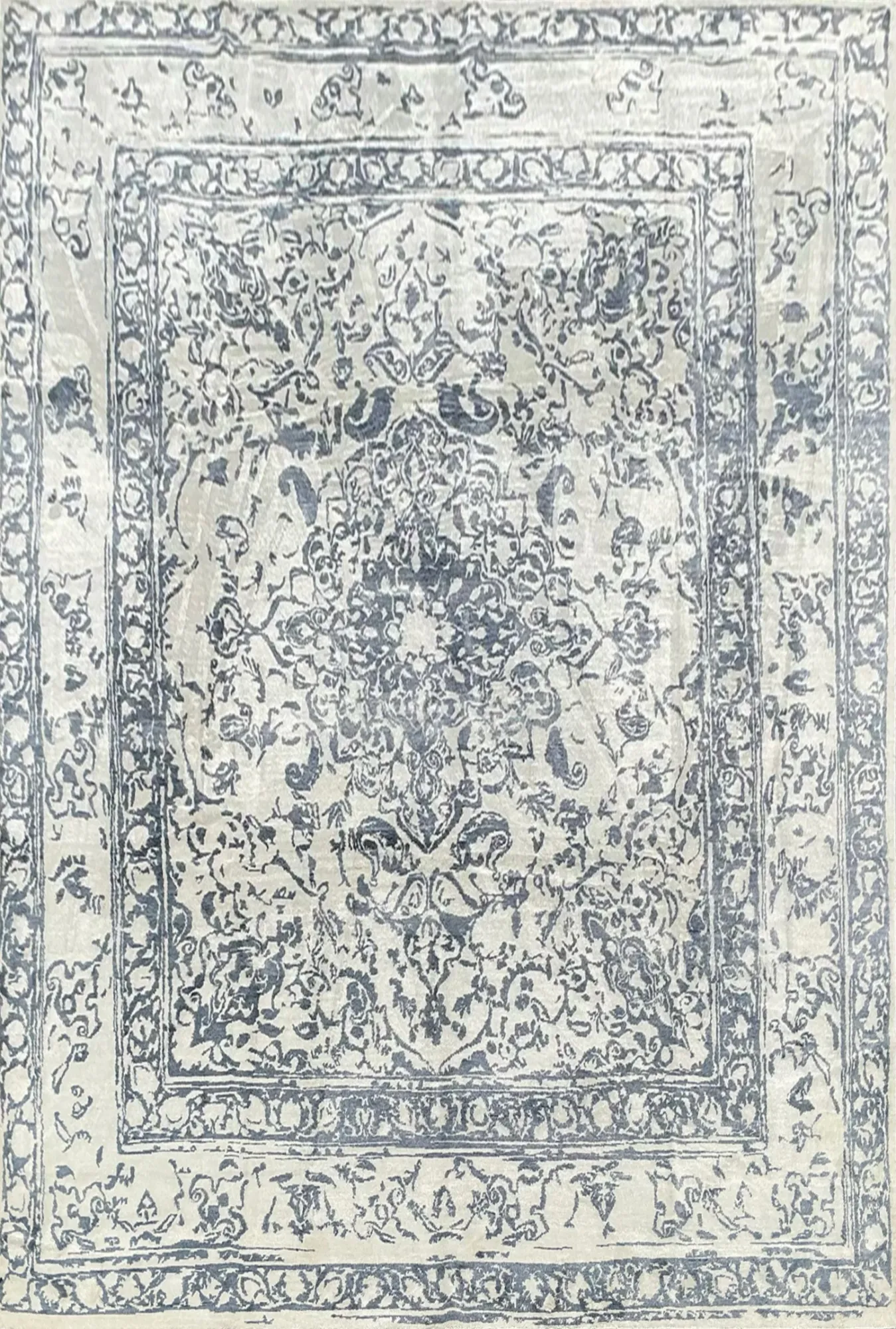 Main rug
