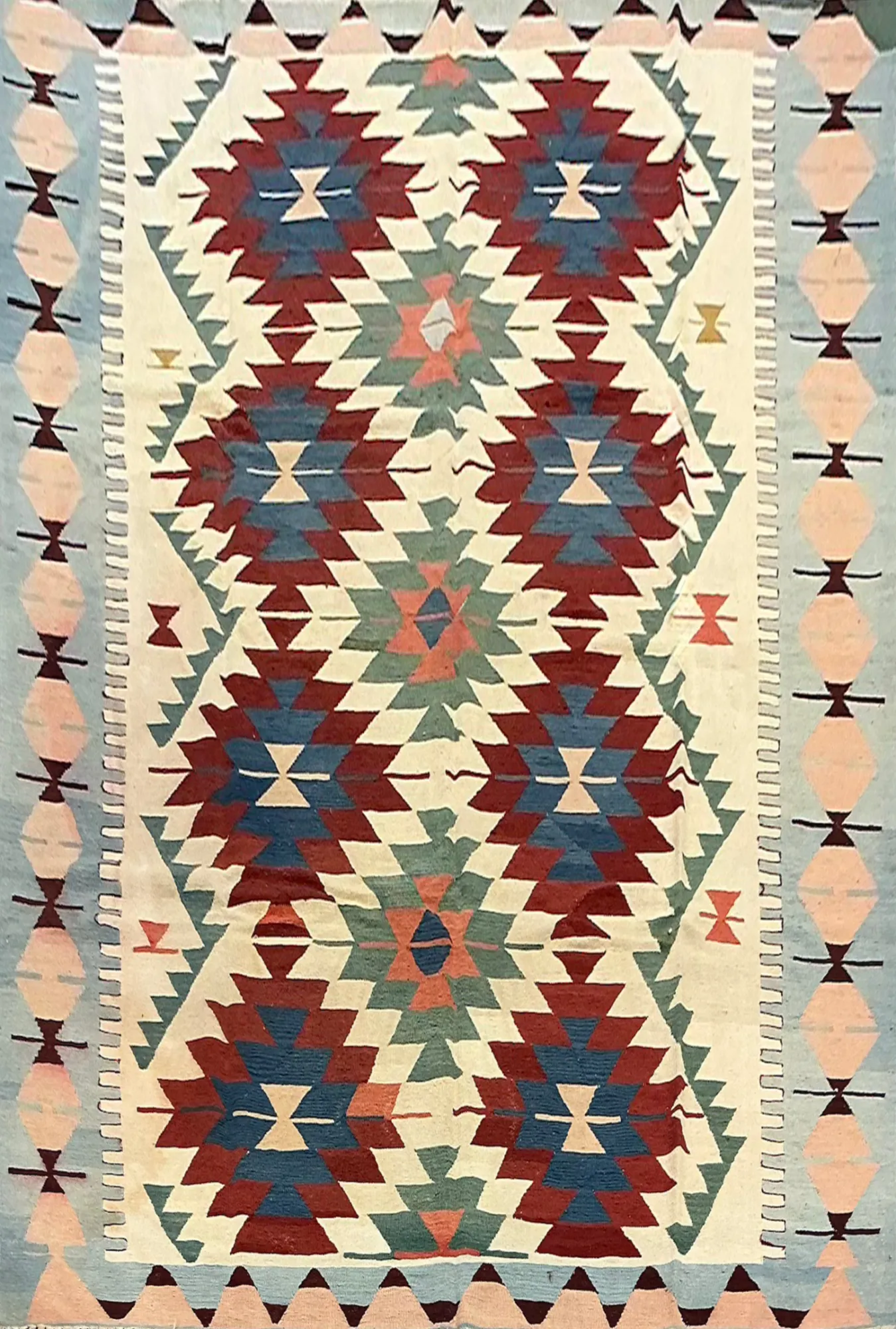 Main rug