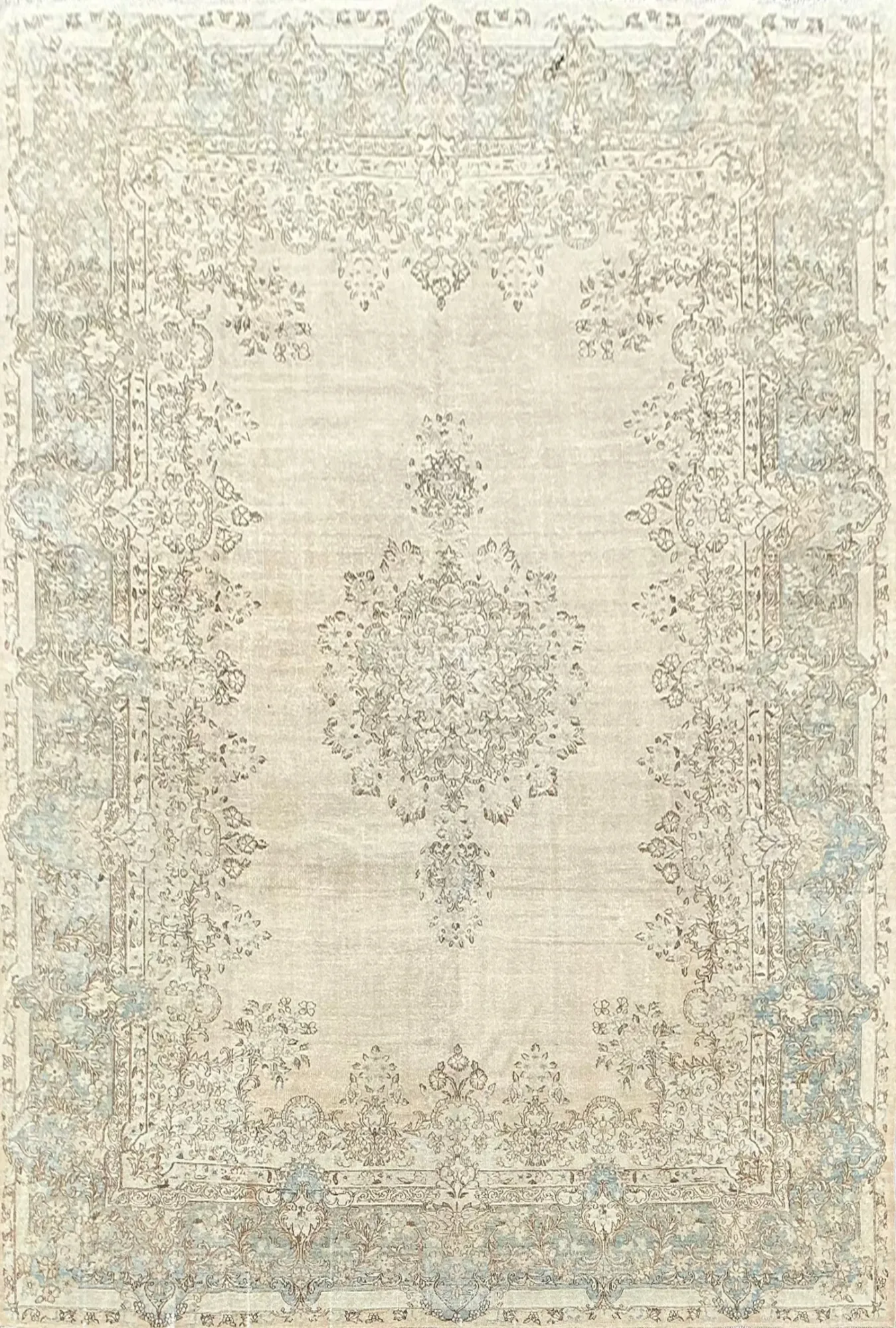 Main rug