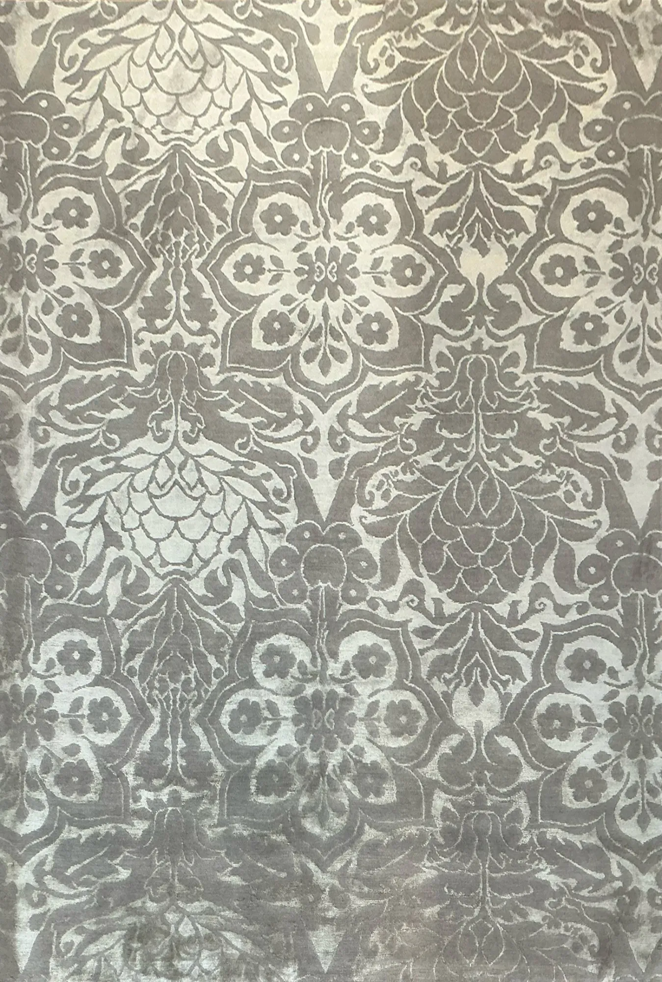 Main rug