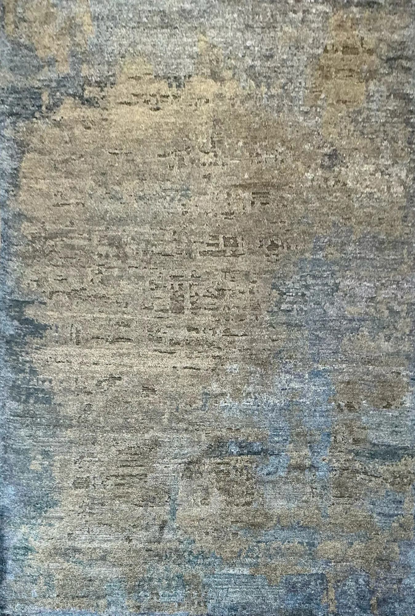 Main rug