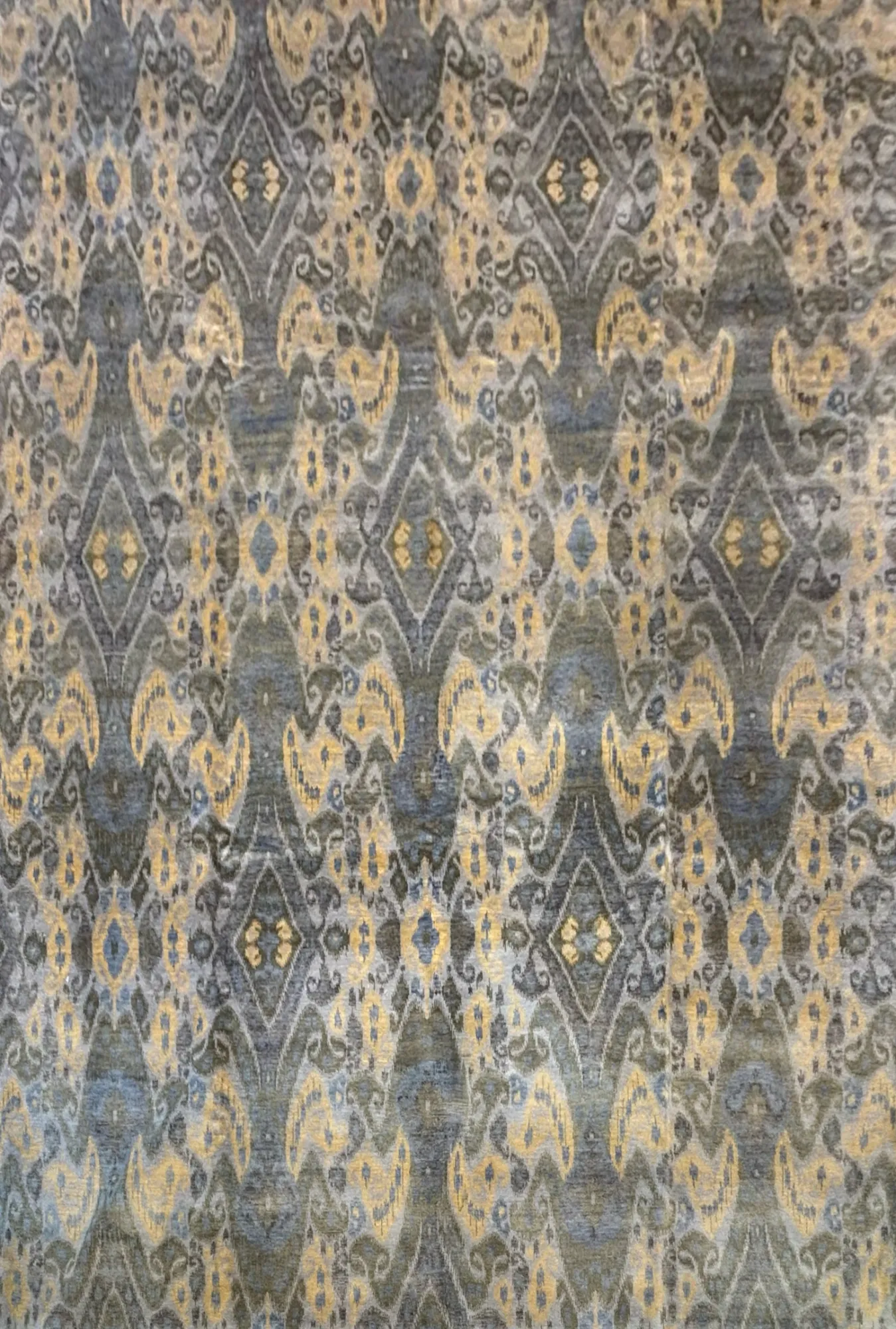 Main rug