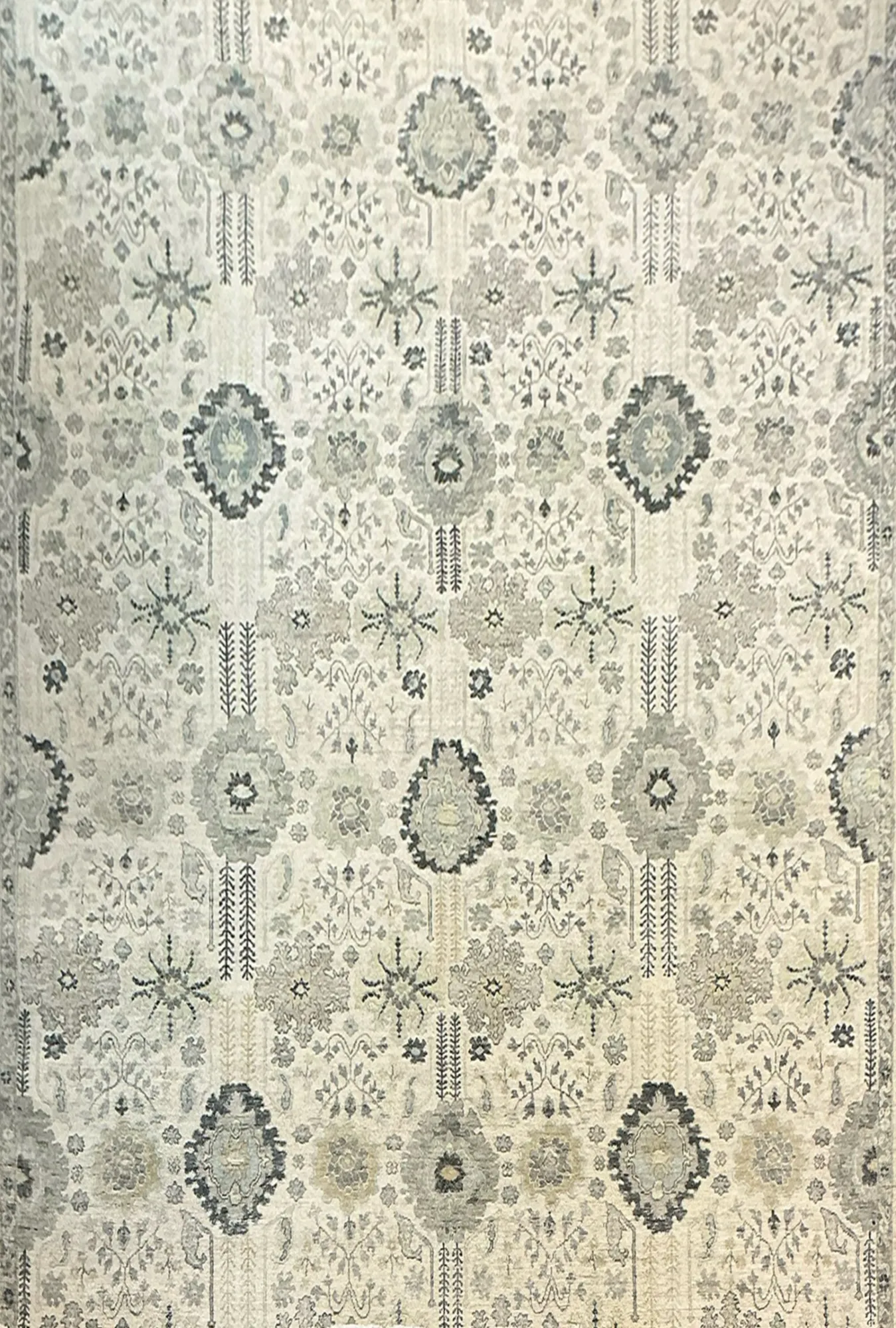 Main rug