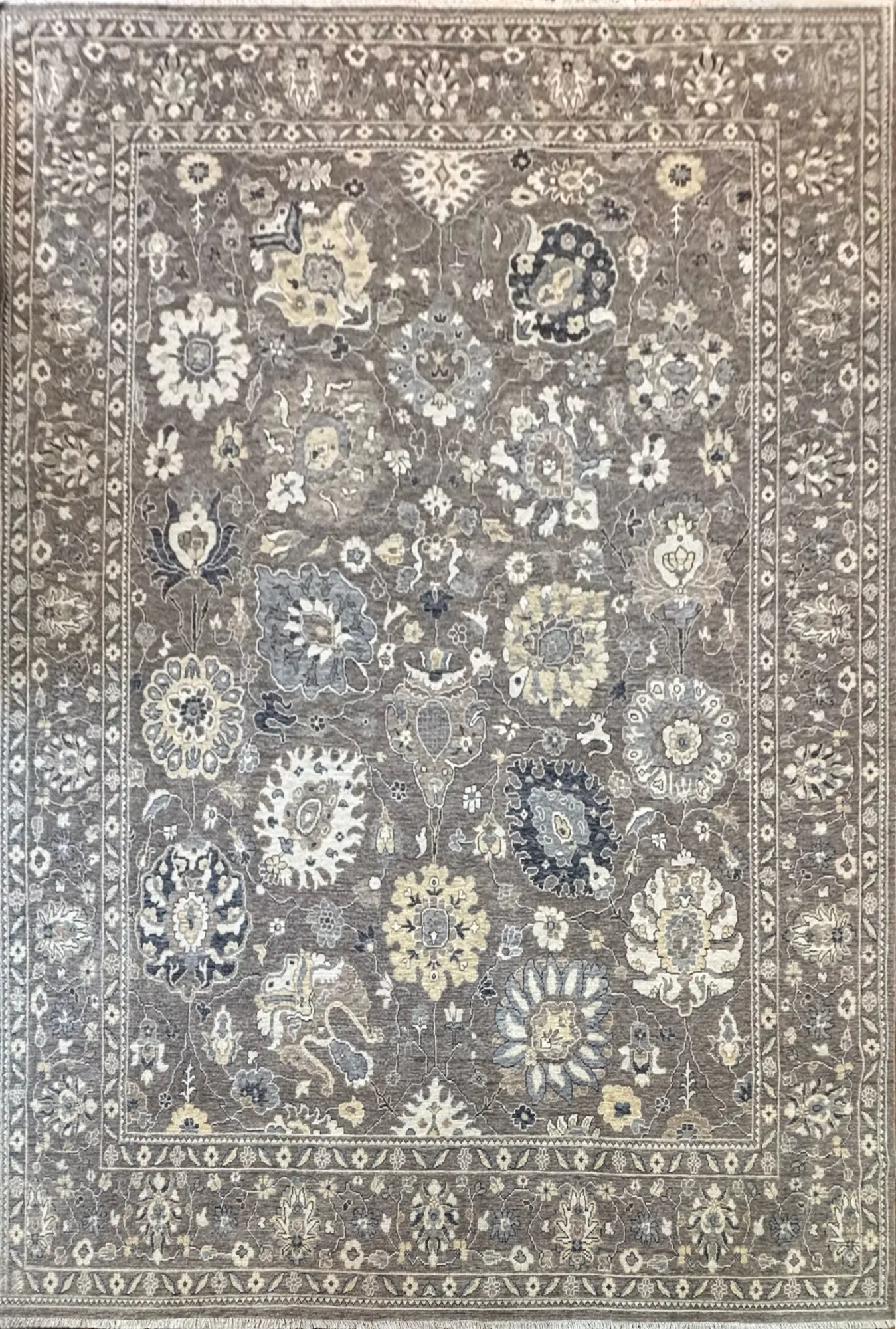 Main rug