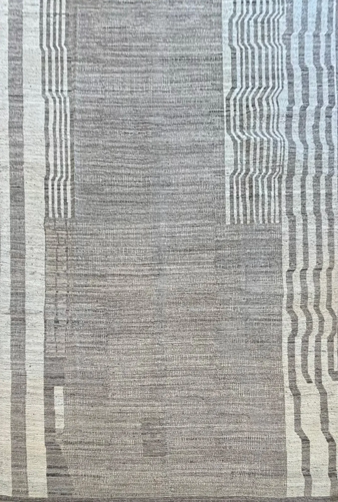 Main rug