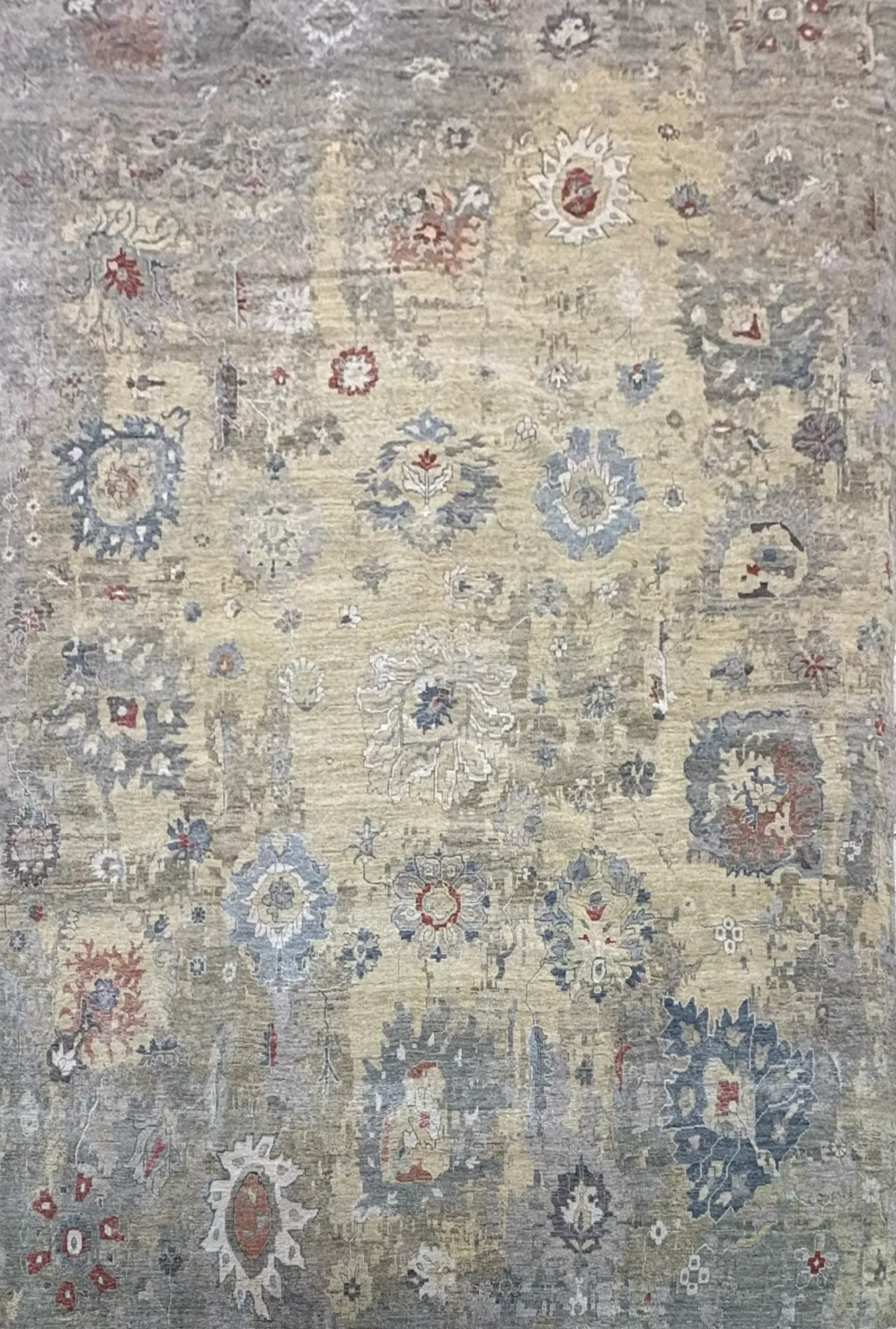 Main rug
