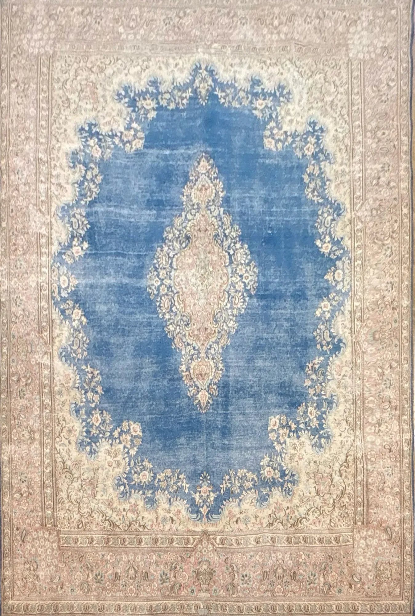 Main rug
