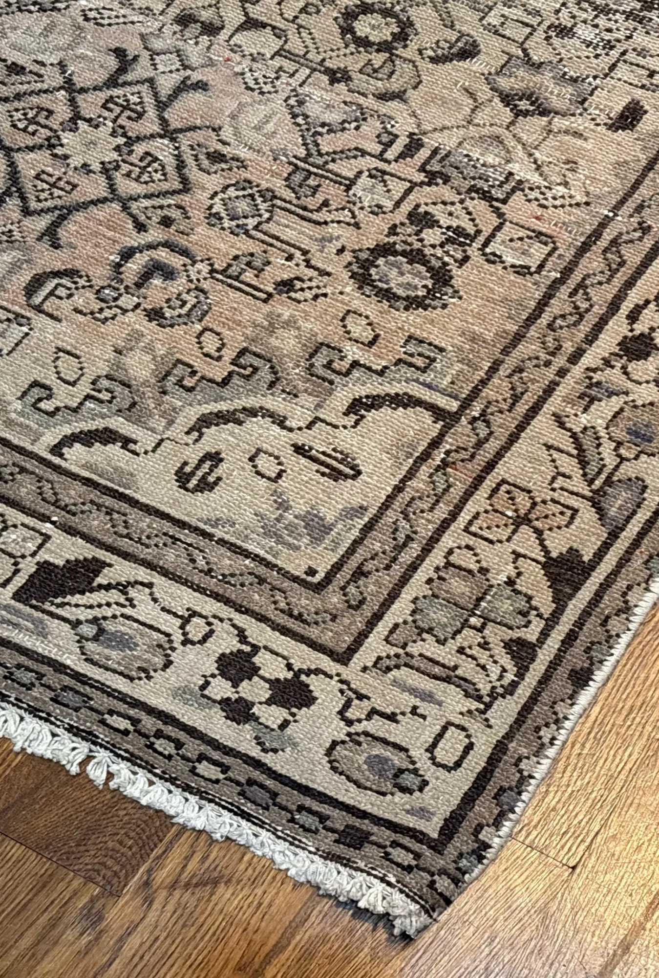 3'4 x 10'1 Runner Hand-Knotted Oriental Rug #RN53 - Palace Oriental Rugs - Detail Angle