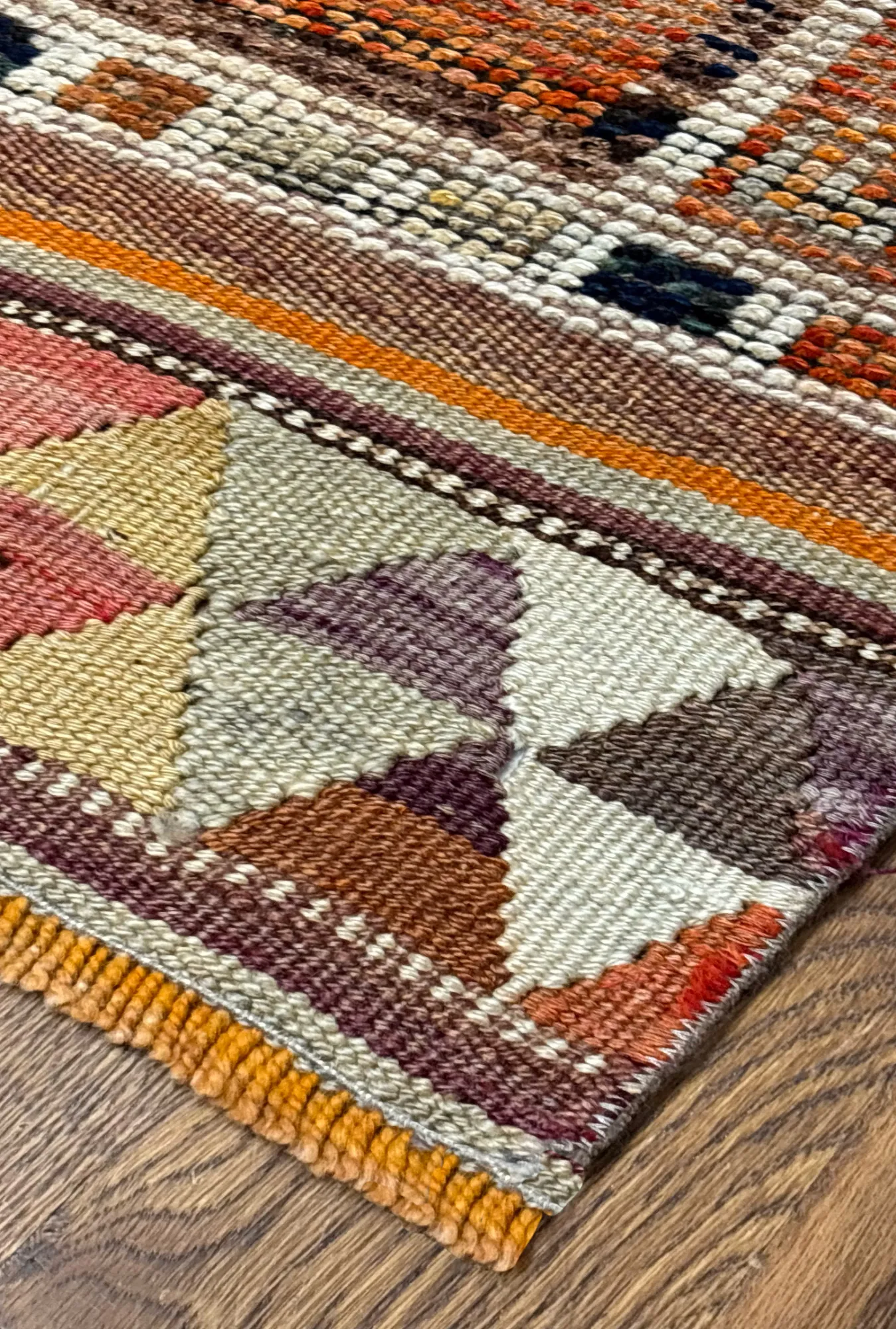 2'11 x 8'9 Runner Hand-Knotted Oriental Rug #RN97 - Palace Oriental Rugs - Detail Angle