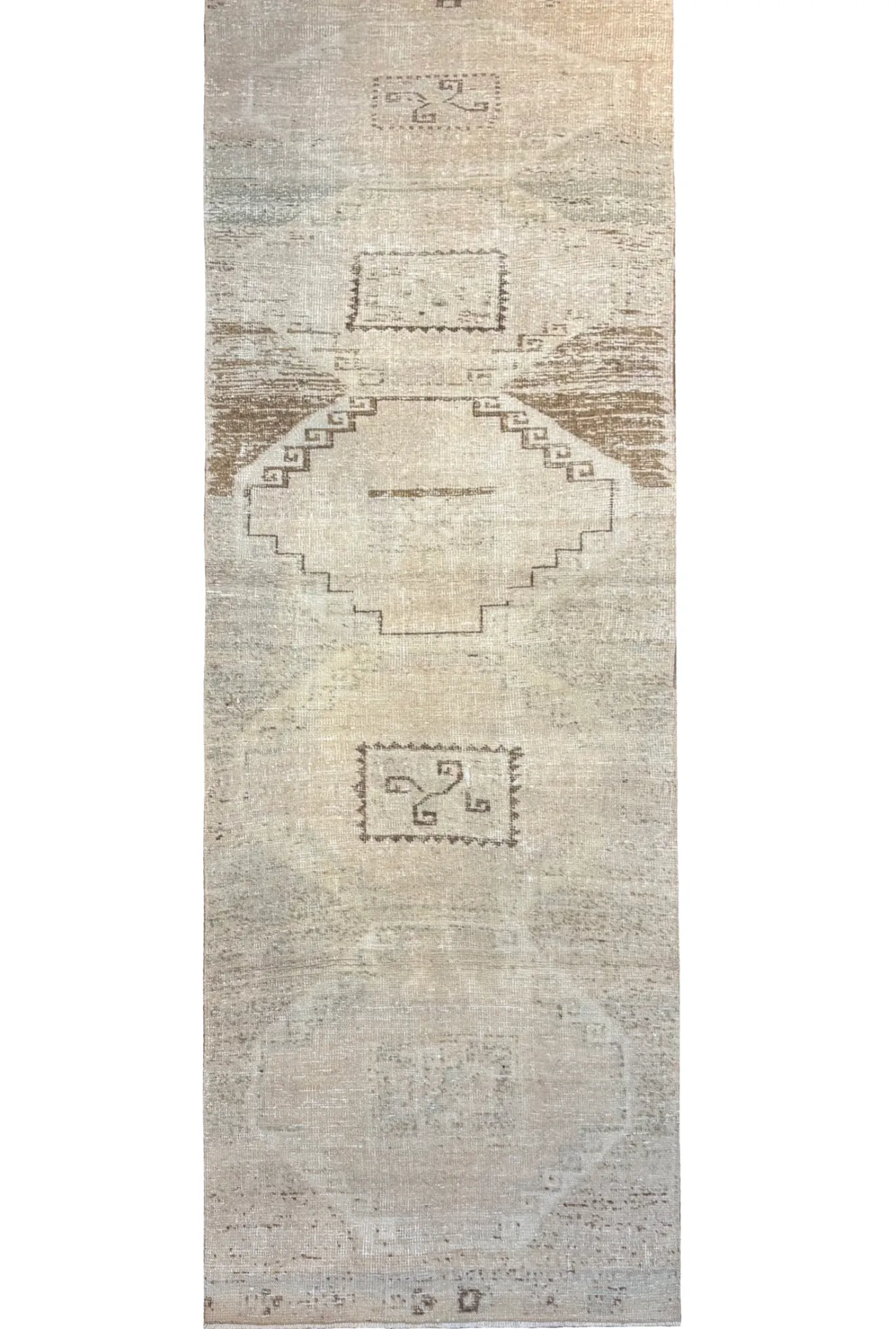 Main rug