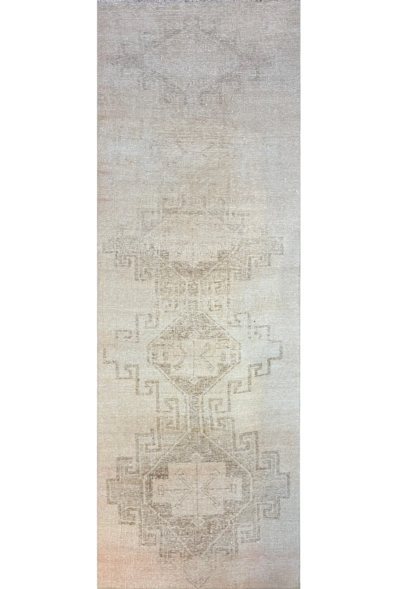 Main rug