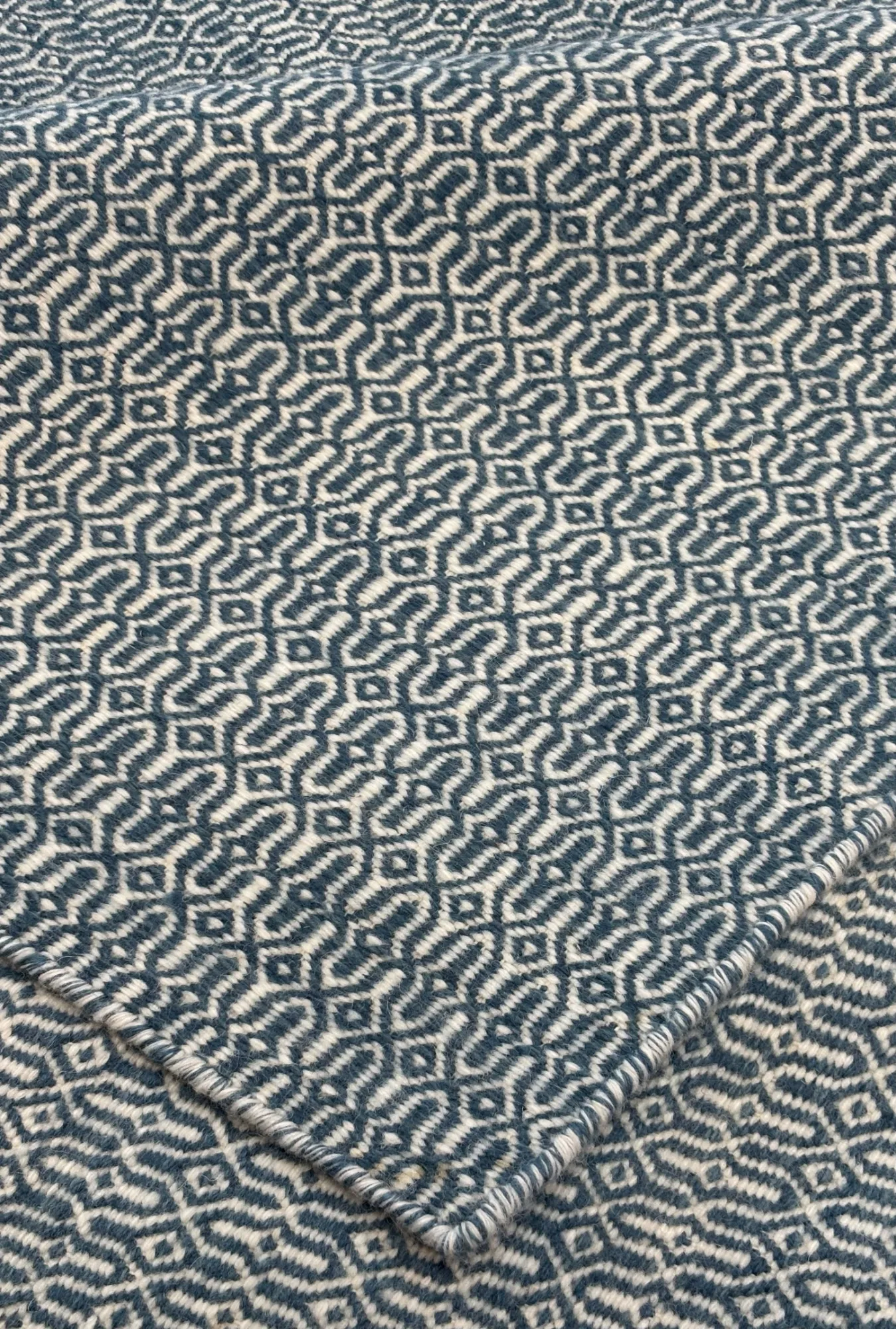 Flatweave 10 x 14 Rug - 5768(2)