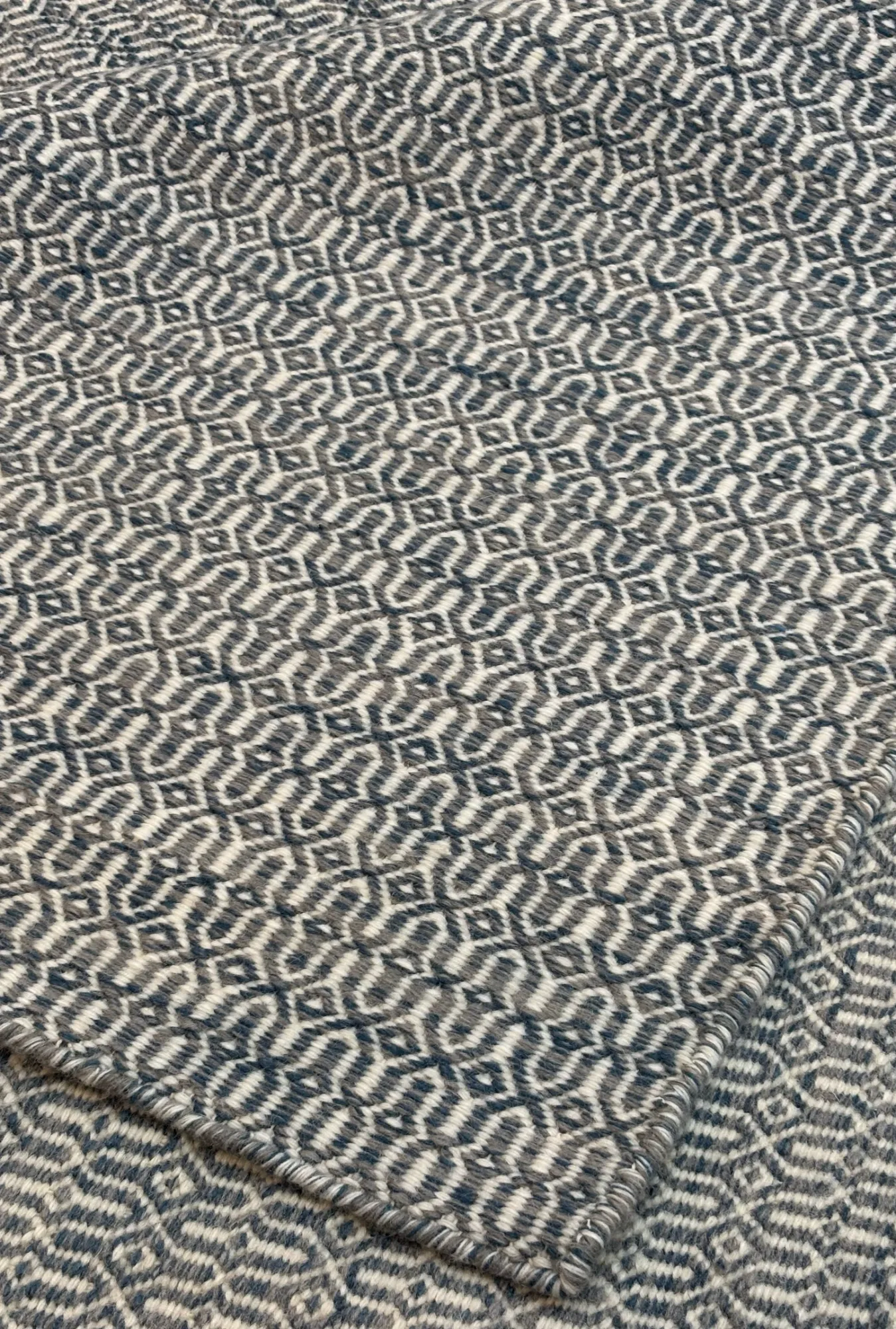 Flatweave 10 x 14 Rug - 22223