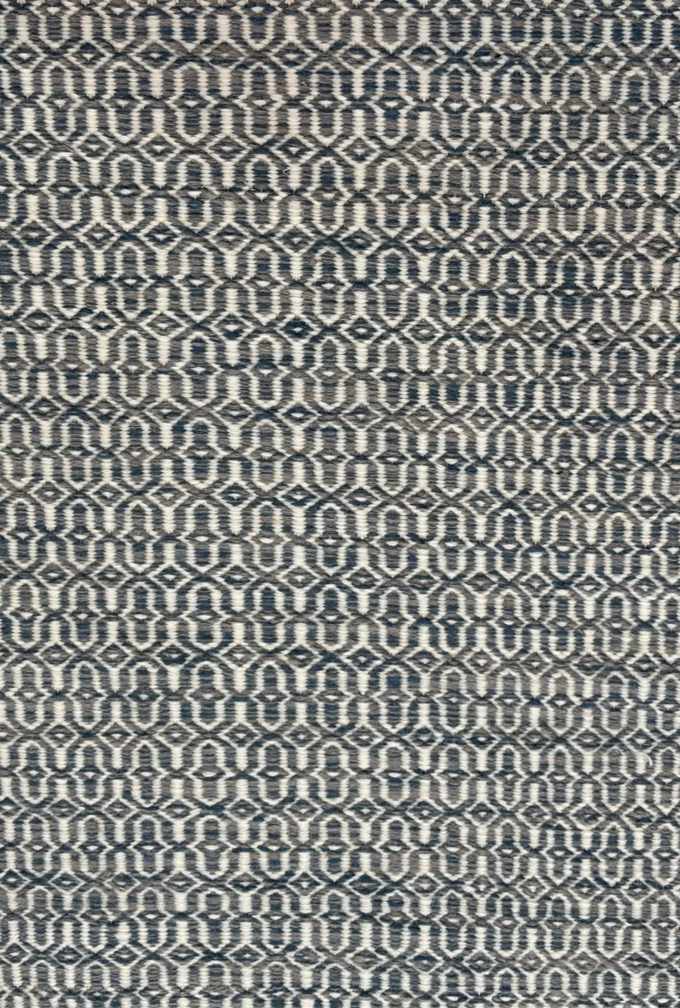 Main rug