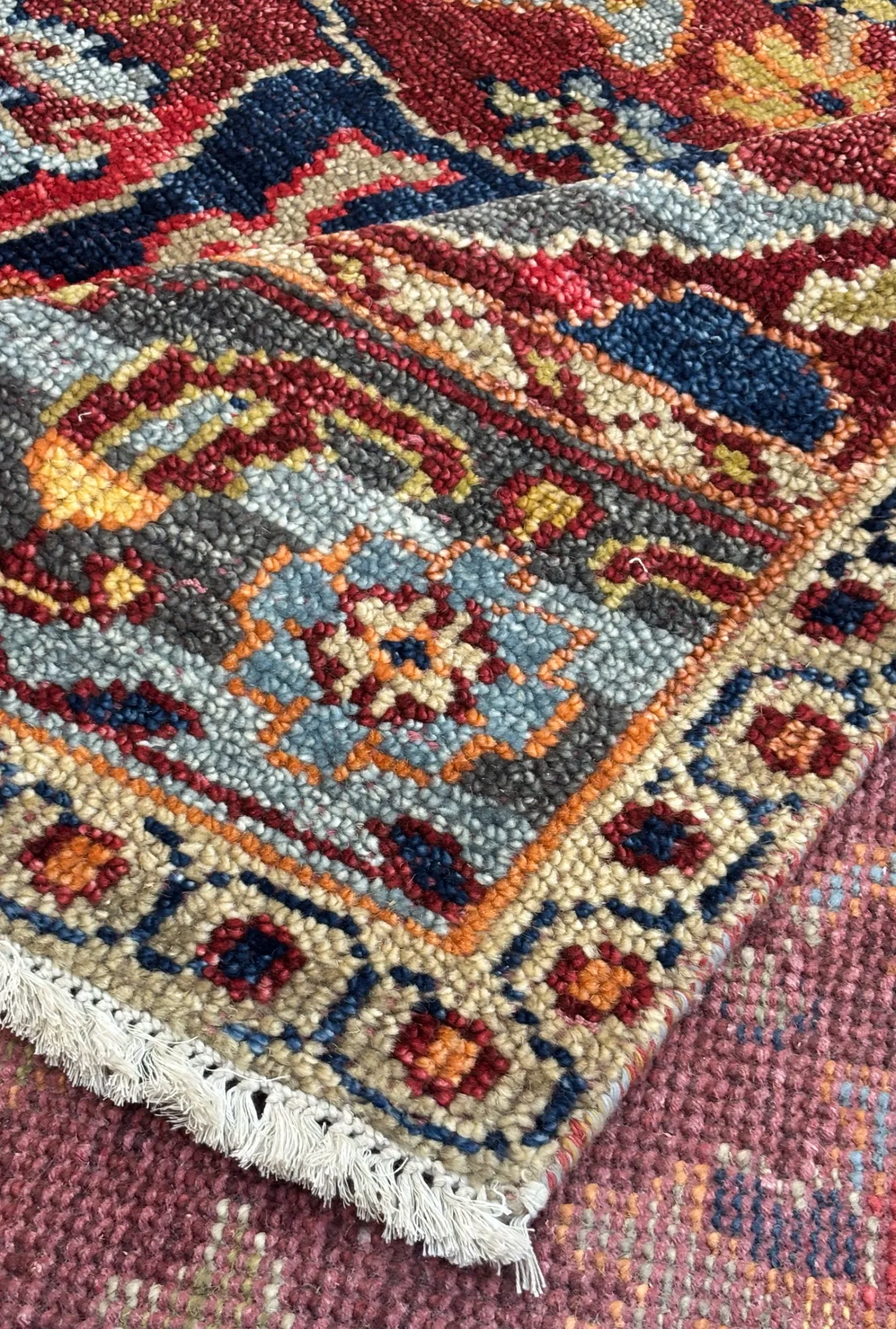 Traditional 8 x 10 Rug - 748841
