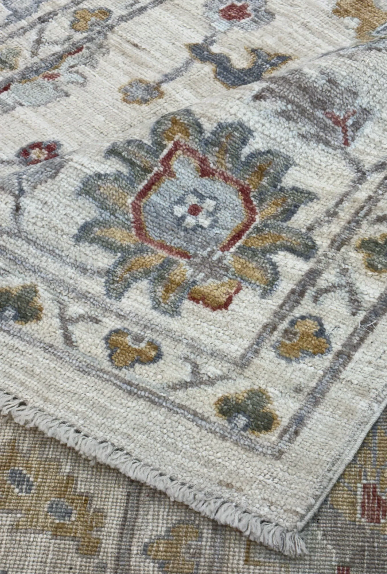 Transitional 8 x 10 Rug - 048800