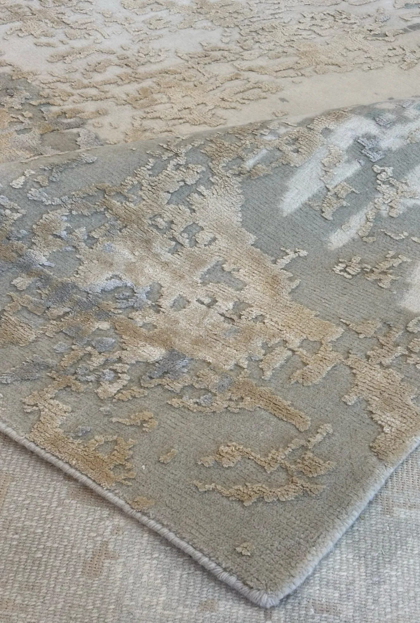 12'2 x 15'1 Contemporary Hand-Knotted Oriental Rug #CO238 - Palace Oriental Rugs - Detail Angle